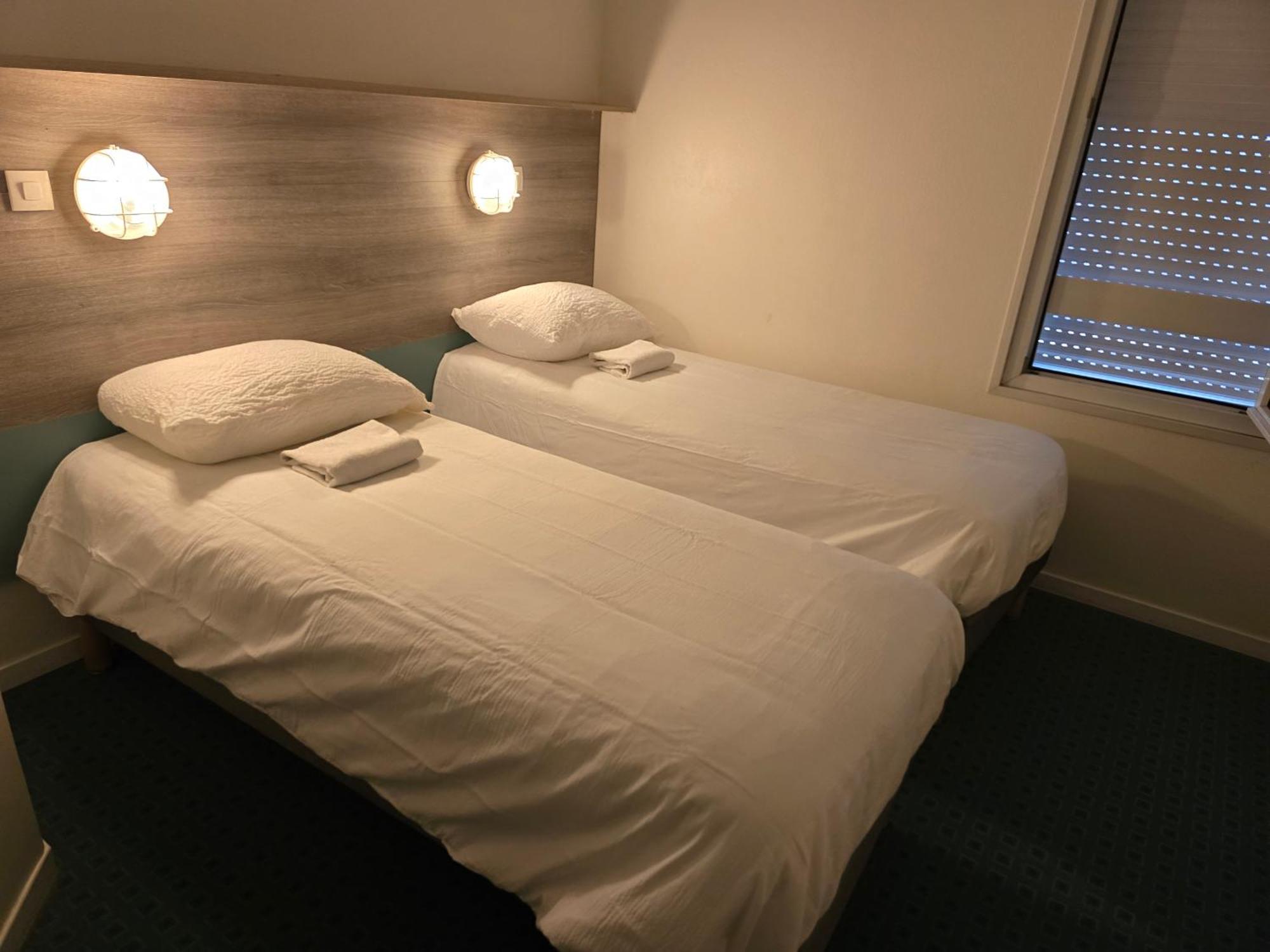 Brit Hotel Essentiel Poitiers Gare Du Futuroscope 조네이클랑 외부 사진